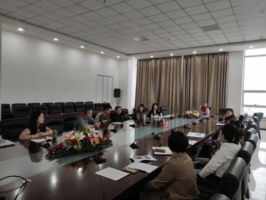 人文与管理学院召开优秀教学改革案例分享交流会