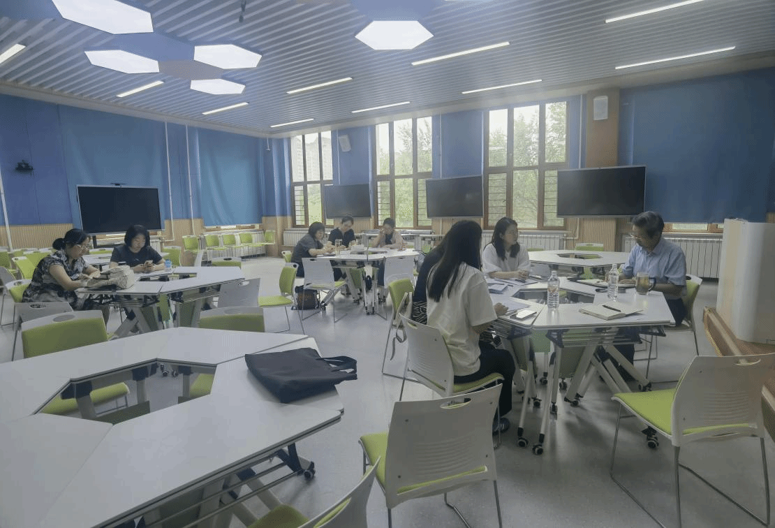 人文与管理学院举办教师教学创新大赛系列培训会（第二期）